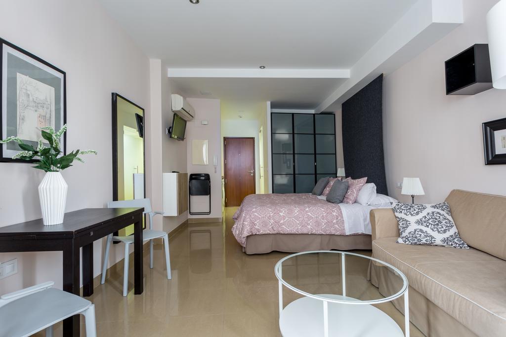 Apartamentos Edificio Constitucion Sevilla Exteriör bild